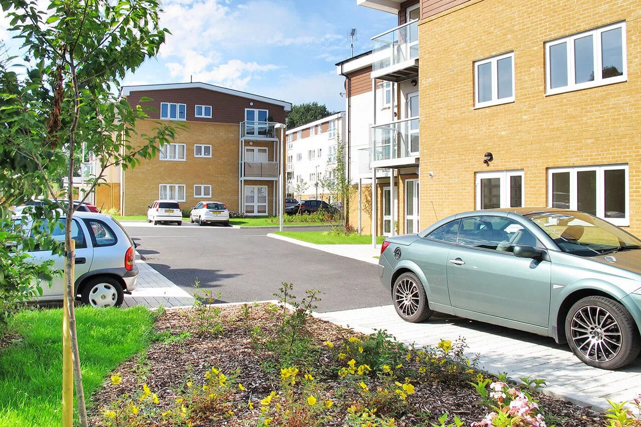 Mollison Drive web 012